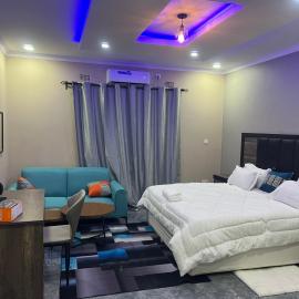 Chaniche Executive Lodge, хотел в Ндола