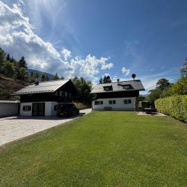 ChaletFeeling im Salzkammergut, hotel em Strobl