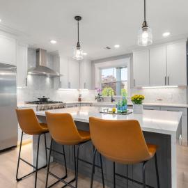New 3 bedroom, 2 bath unit, meadow view!
