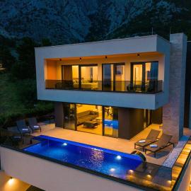 Luxury Villa Sirius、Bastのホテル