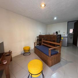 Depa acogedor en Cholula frente a UDLAP suite 18, hotel en Acatepec