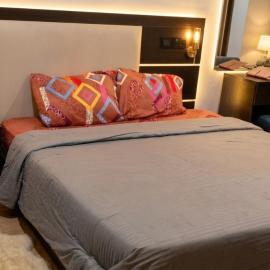 Edo Global Hotel & Suites, hotel di Benin City
