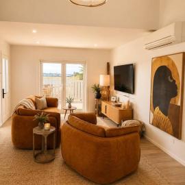 Relax - Food & beverage package included at our onsite restaurant - OBE, hotel din Foxton Beach