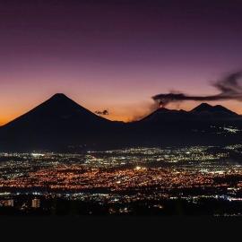 Escápate-Room gt A 15 minutos del aereopuerto transporte gratis vista a los volcanes
