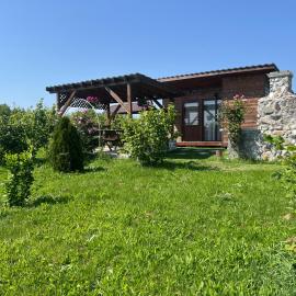 The Orchard Manor, hotel in Ociu