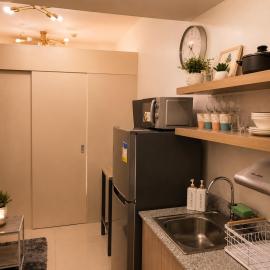 Stylish 1BR Condo @ SM Southmall