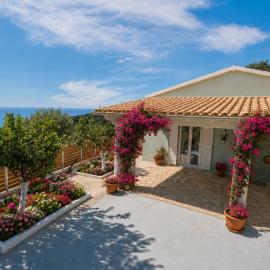 Monopoli home, Hotel in Glyfada