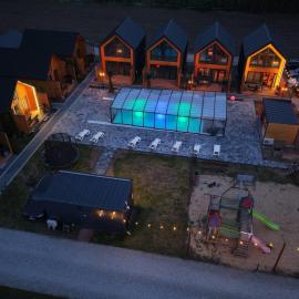 VIP Celebrity House przy Suntago, Grabska Osada Apartamenty, hotel sa Mszczonów