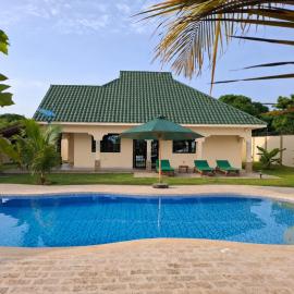Ferienhaus Vacation Villa Diani Beach, hotel a Kinondo