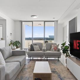 The Viewpoint - Elegant 2BR Stay with Parking