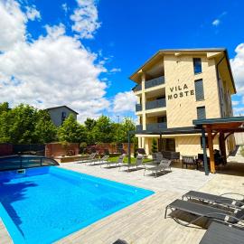 Villa Moste Ljubljana - Modern apartments with Pool, EV station & free parking