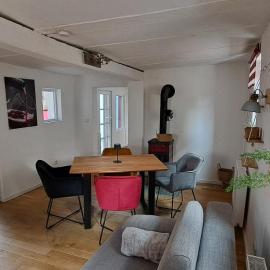Gästehaus Höllenpfad、グリューンシュタットのホテル