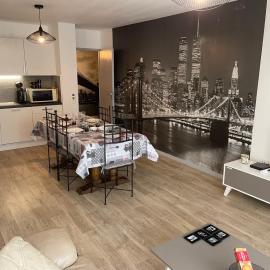 Apt PMR 2 chambres avec parking, proche tram