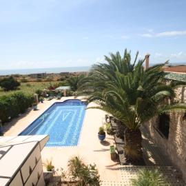Suite majorelle, Hotel in Moulay Douraïne