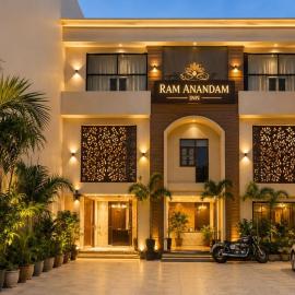 Ayodhya에 위치한 호텔 Ram Anandam inn