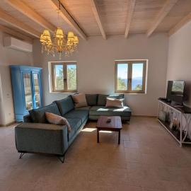 Achilles Cottage, hotel in Kardamyli