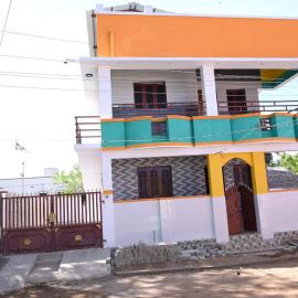 Gugan Homestay Grand, hotel in Thiruchendur