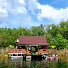 Hausboat Kvapka, hotel v destinaci Jarovce