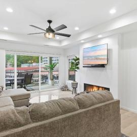 Emerald Bay Unit 1D