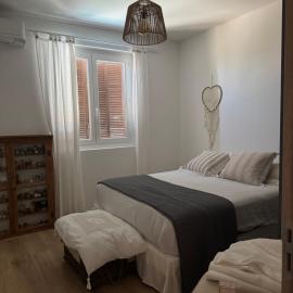 Petit coin de Paradis - Maison d'Hôtes, hotel in Alata