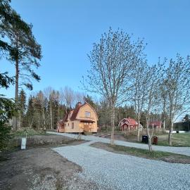 Charmig gammal lanthandel: Tierp şehrinde bir otel