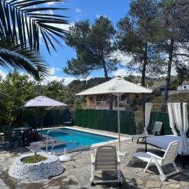 Villa Maria Mercedes, hotel in Olesa de Bonesvalls