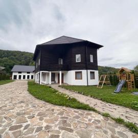Casa Nelda, hotelli kohteessa Marginea