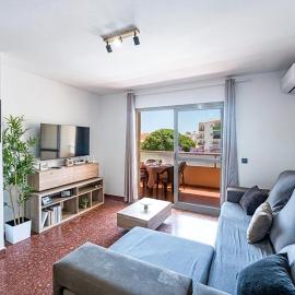 Bright & Spacious Apartment in Nerja Centre, khách sạn ở Nerja