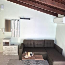 The mini penthouse