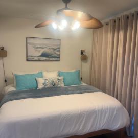Bungalow by the sea, hotel in St. Pete Beach