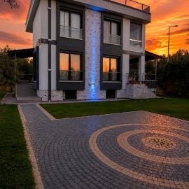 denize 550metre kazdağları ve deniz manzaralı 14 kişilik lüks villa, khách sạn ở Edremit