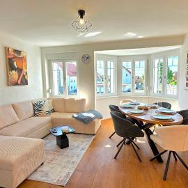 Design-Apartment I beheizbarer Swimming-Pool I Sauna I Boxspring I Parkplatz