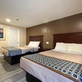 Travelers Motor Lodge, hotel di North Smithfield