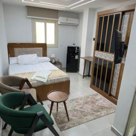 Marfida - غرف بحمامات خاصة قرب MSA وميدان الحصري, hotel a Ciutat 6 d'Octubre