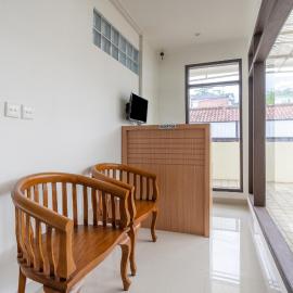 Hotel O Hegarbudhi Residence