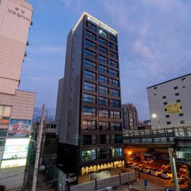 Viesnīca 송탄 호텔 코너 인 pilsētā Songt'an