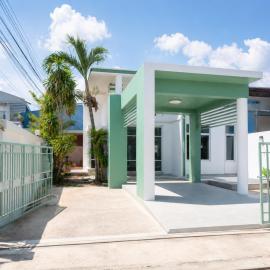 Villa Pranburi Beach, hotel in Ban Pak Nam Pran