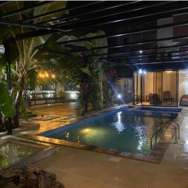 Pool&Garden view - Karumo