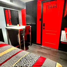 Luxury KIA Room E, hotel in Richmond Hill