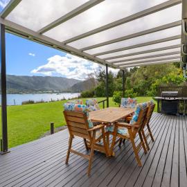 Sounds Serenity - Marlborough Sounds Holiday Home