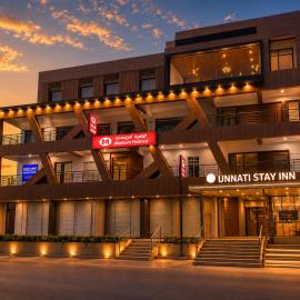 Viesnīca Hotel Unnati Stay Inn Vijayapura By HRG pilsētā Bidžāpura