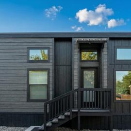 TH25 Red Rock Modern Tiny Home - 15 min to Sedona, hotel en Cottonwood