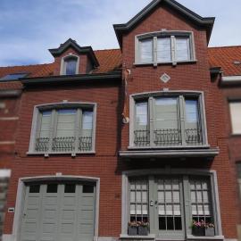 B&B Sint Pieter، فندق في إيزيغيم