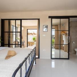 Manao Pool Villa 38B - 5Mins Walk To Beach, hotel in Ko Lanta Yai