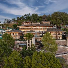 Treetop by Eight Continents Royalpine, Kasauli、カソーリのホテル