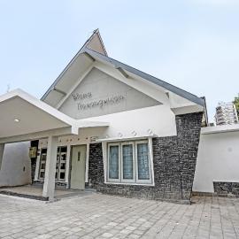 Hotel O Nawangwulan, hotel en Blitar