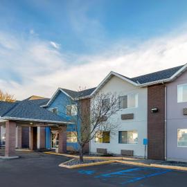 Comfort Inn Fergus Falls, хотел в Fergus Falls