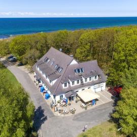 Dünenhotel am Meer, хотел в Варнемюнде