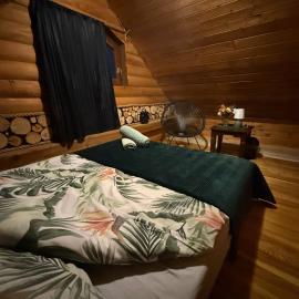 Pod Milanem, hotel in Przemyśl