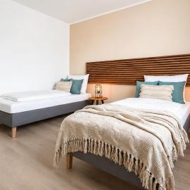 Modernes 2-Raum Apartment für 4 Personen mit Boxspringbetten, vollausgestatteter Küche und Balkon